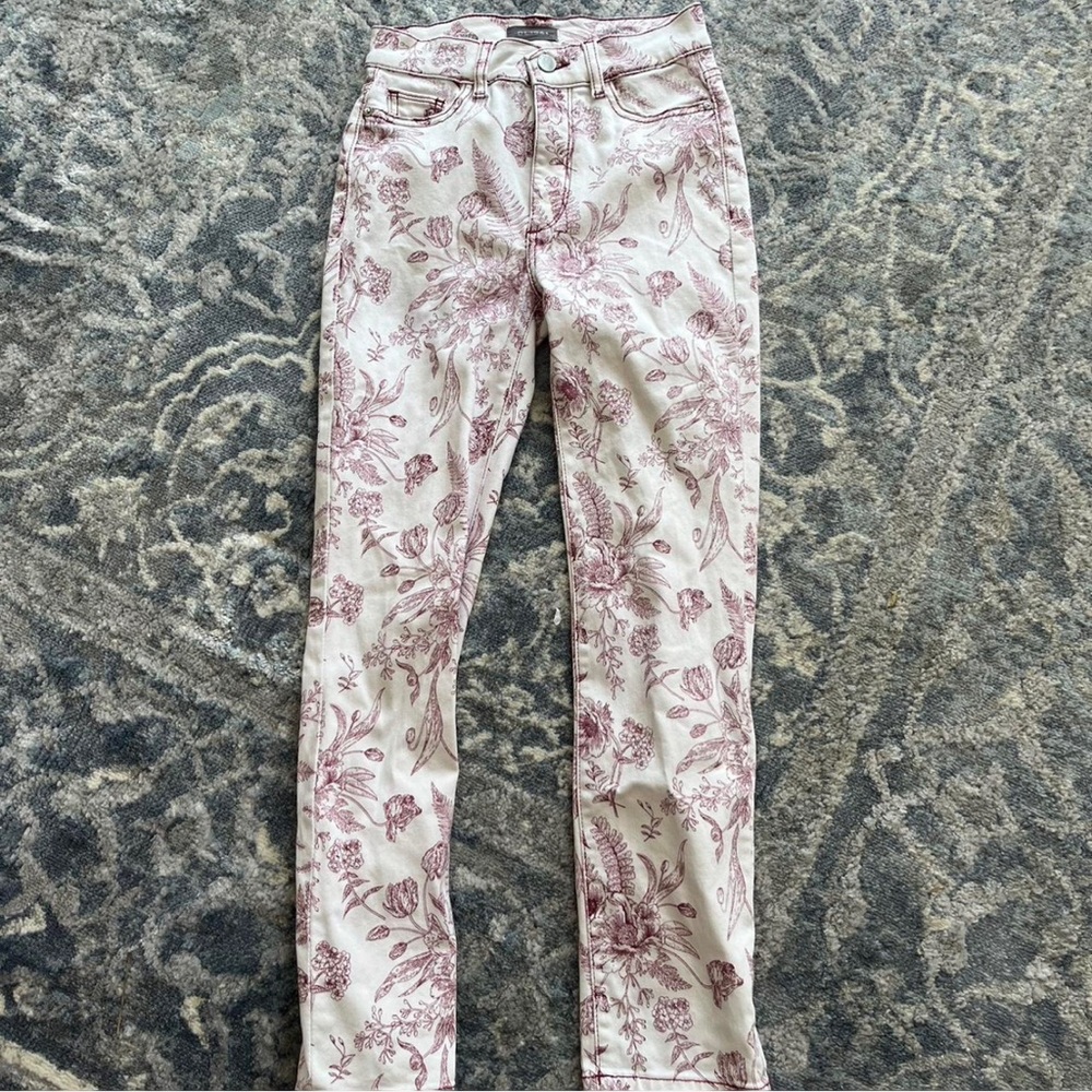 DL1961 Mara High-Rise Slim Straight Jeans
Worn 3 times
